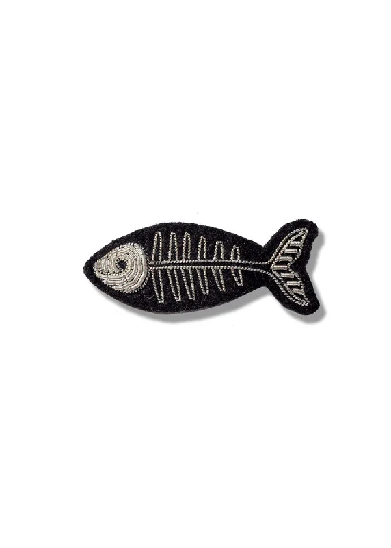 Cute Brooch-Fishbone embroidered brooch - SAINT JAMES x Macon & Lesquoy (ARGENT)