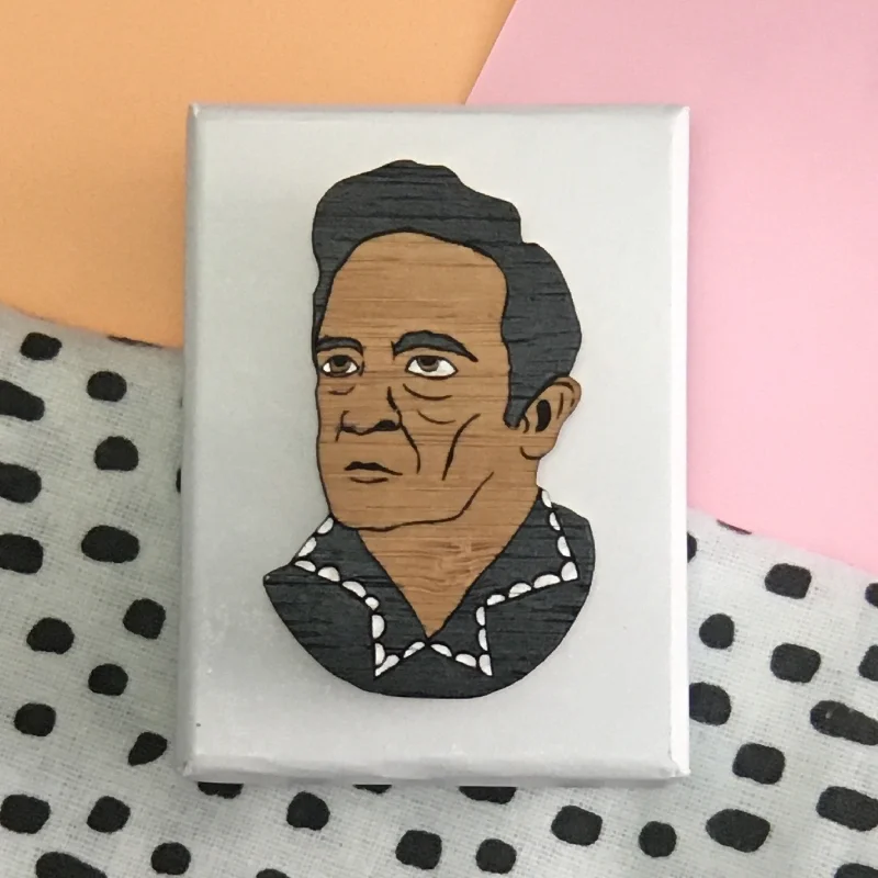 Fashionable Vintage Brooch-Brooch: Johnny Cash