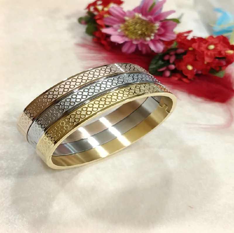 Beach Themed Bangles For Summer Wear-Tarohi Jewels Set of Three Stainless Steel Unisex Kada- STKD 4163